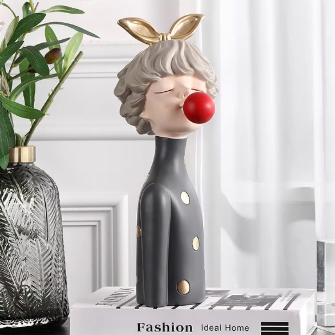 Escultura de Boneca Milly Chiclete