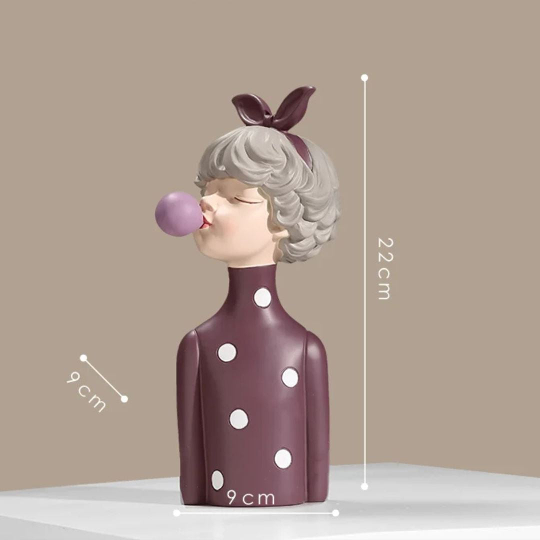 Escultura de Boneca Milly Chiclete