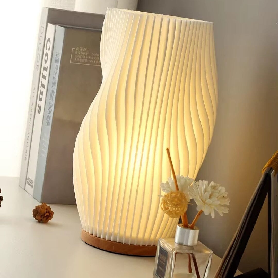 Luminária Abajur de Mesa Espiral Naturale – Design em Madeira e Led