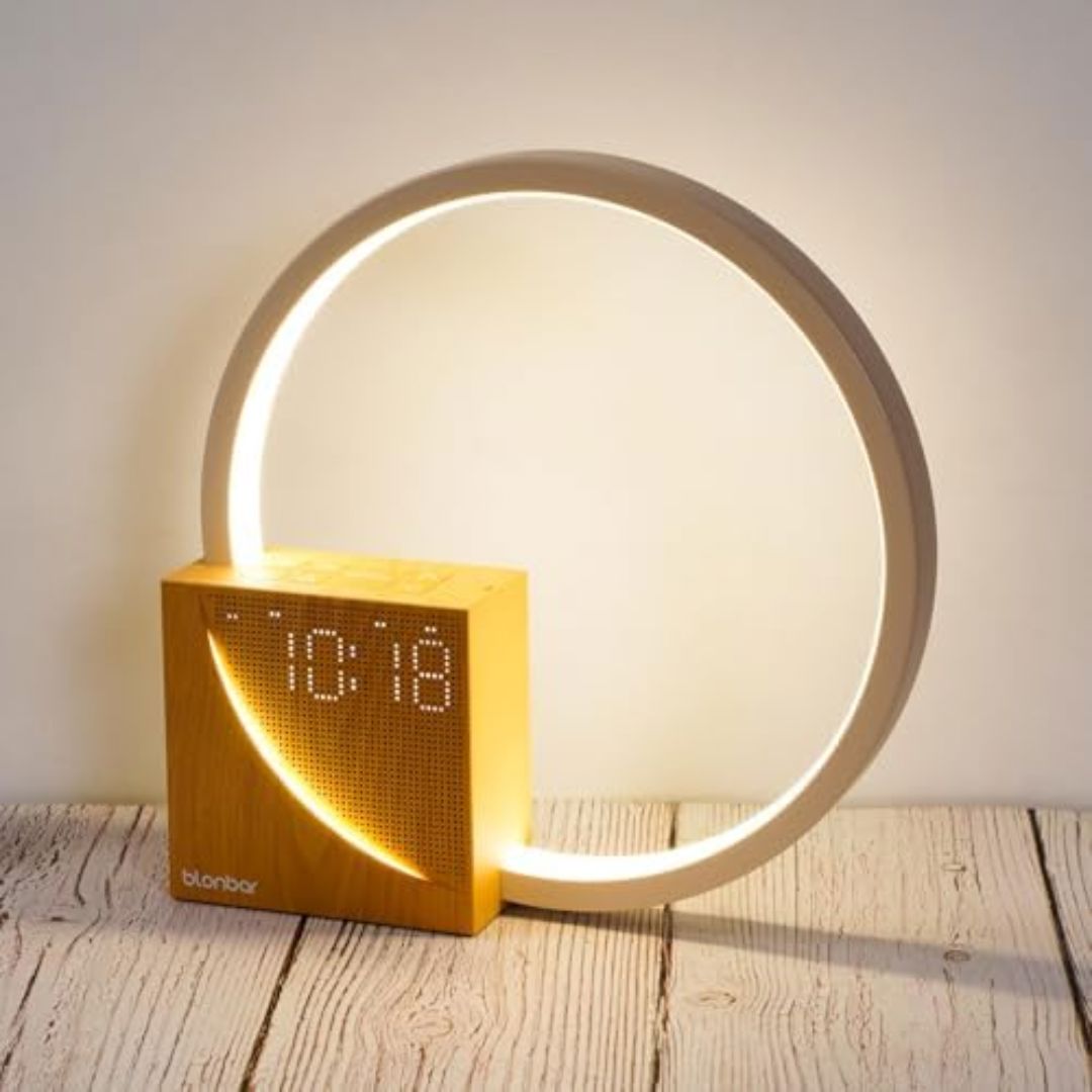 Luminária Minimalista de Mesa e Relógio Digital Circuit Led