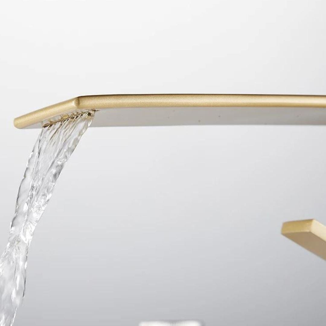 Torneira Clássica Golden Arc para Cuba Banheiro e Lavabo