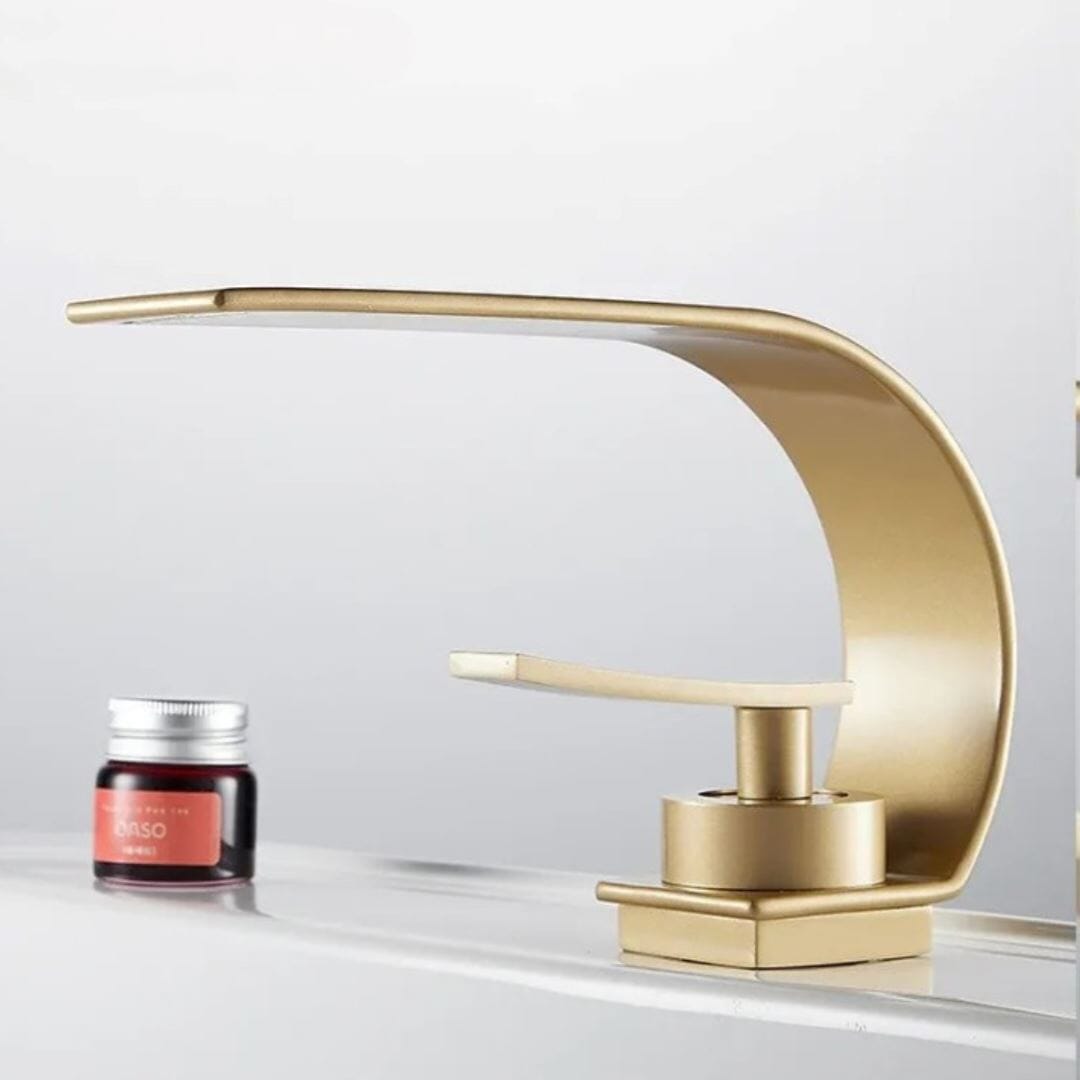Torneira Clássica Golden Arc para Cuba Banheiro e Lavabo