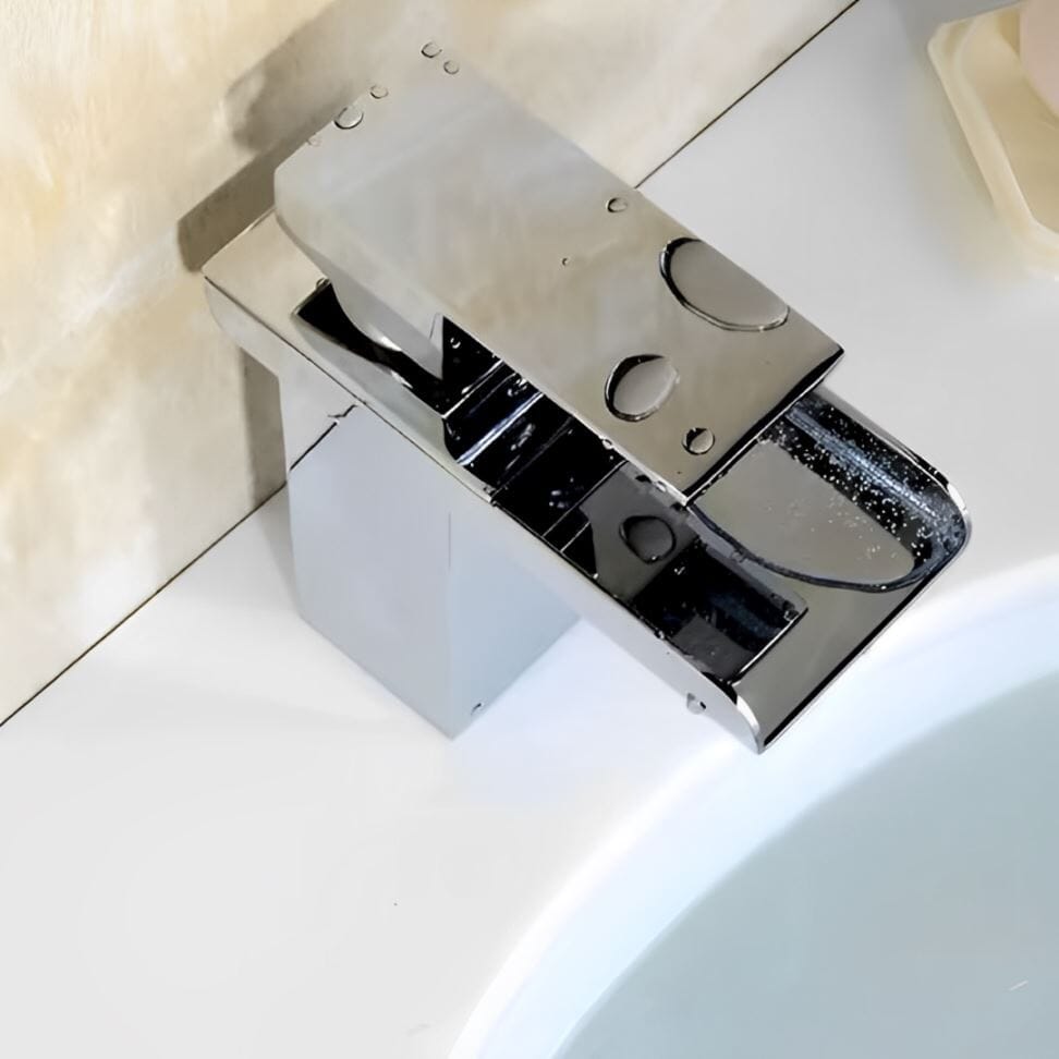 Torneira Minimalista Lift Inox - Monocomando para Lavabo