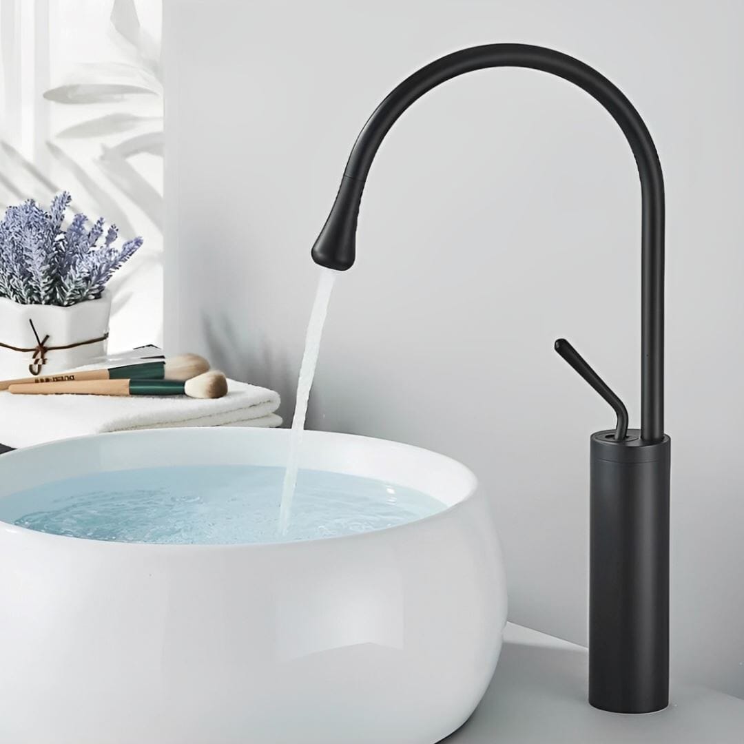 Torneira Luxuosa Slim Soft Room para Lavabo 44cm