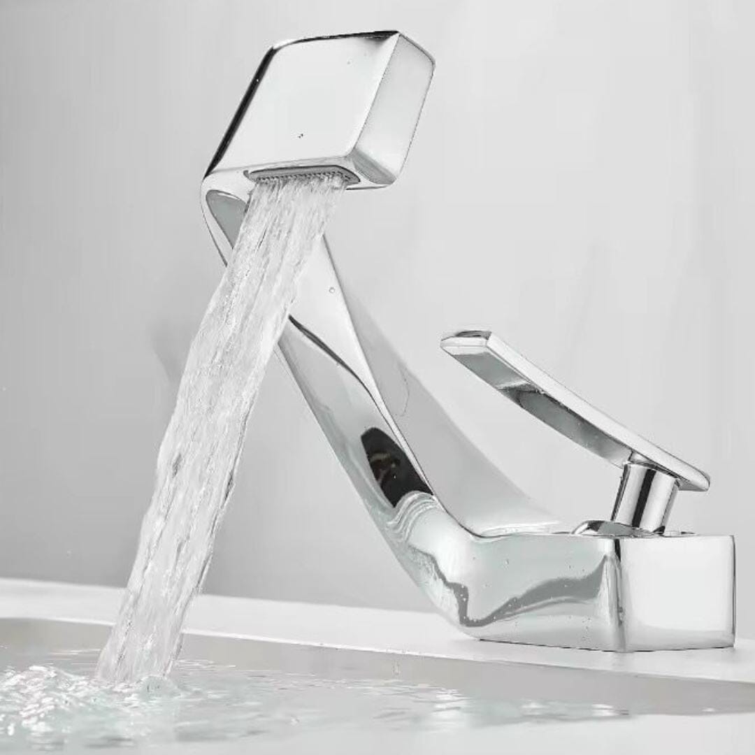 Torneira Moderna Aura Grace Monocomando para Lavabo 16cm