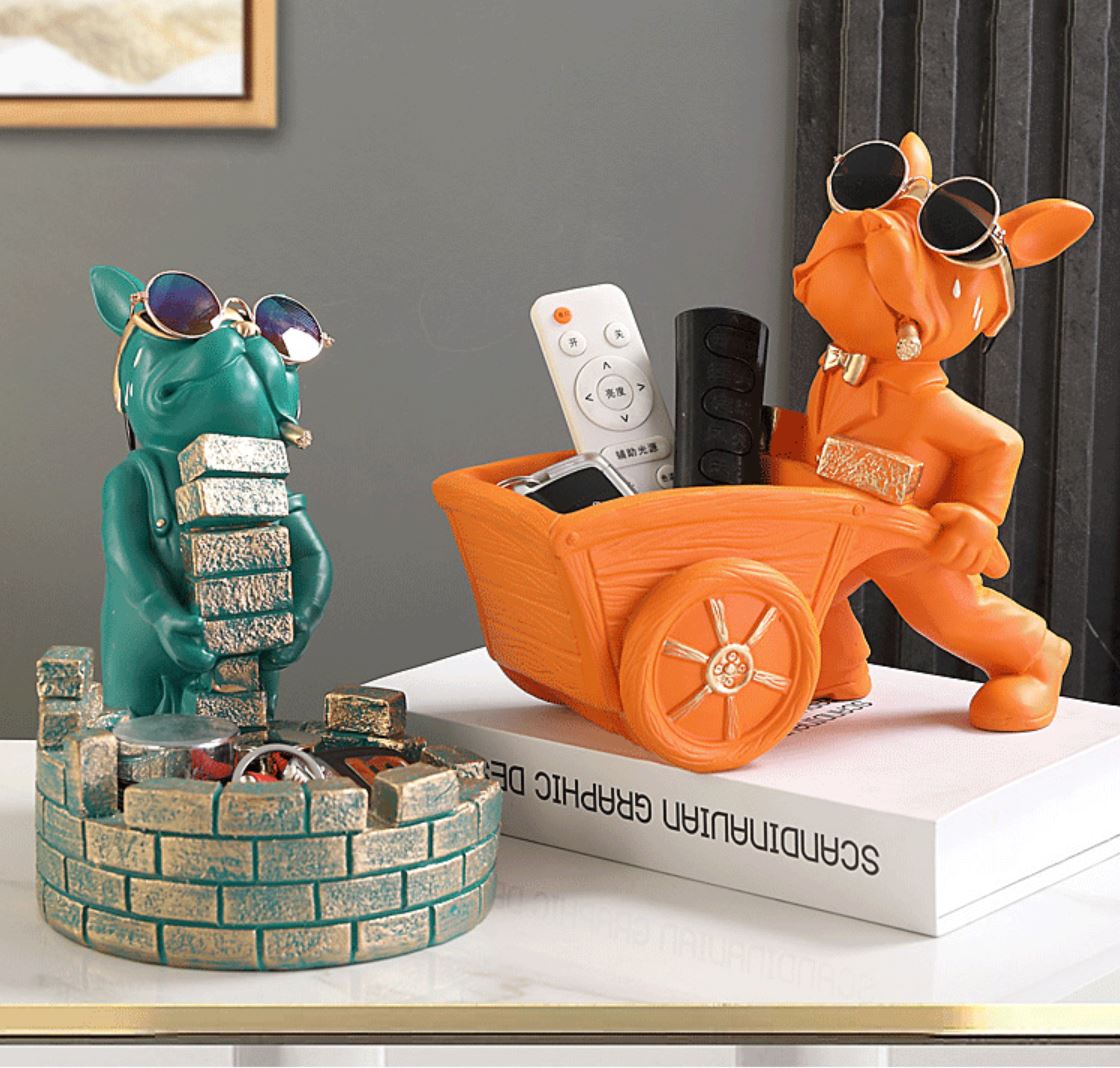 Escultura Bulldog Mordomo Construtor Aparador Chave Controle Relógio