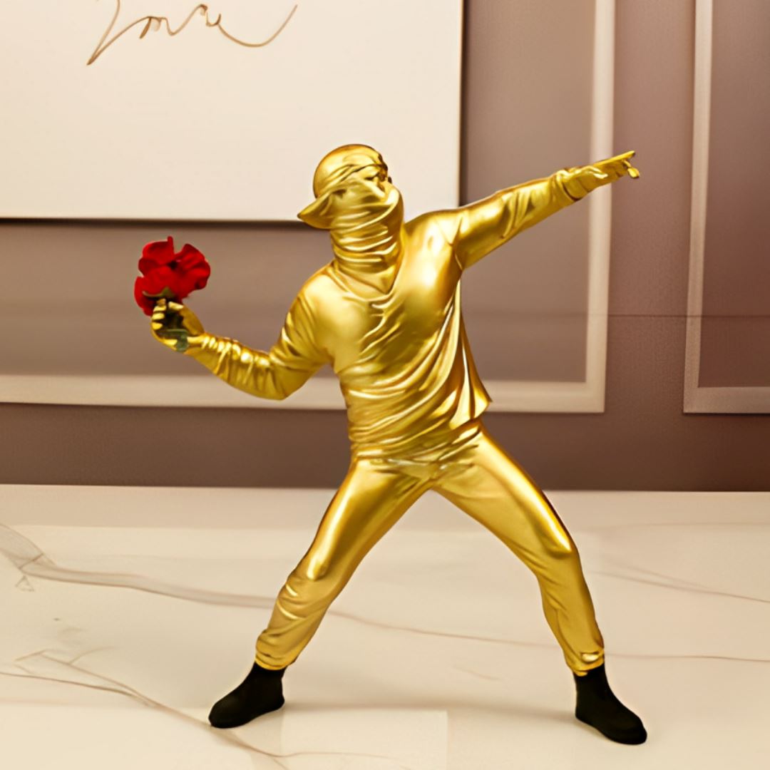 Escultura Criativa Banksy Atirador de Flores