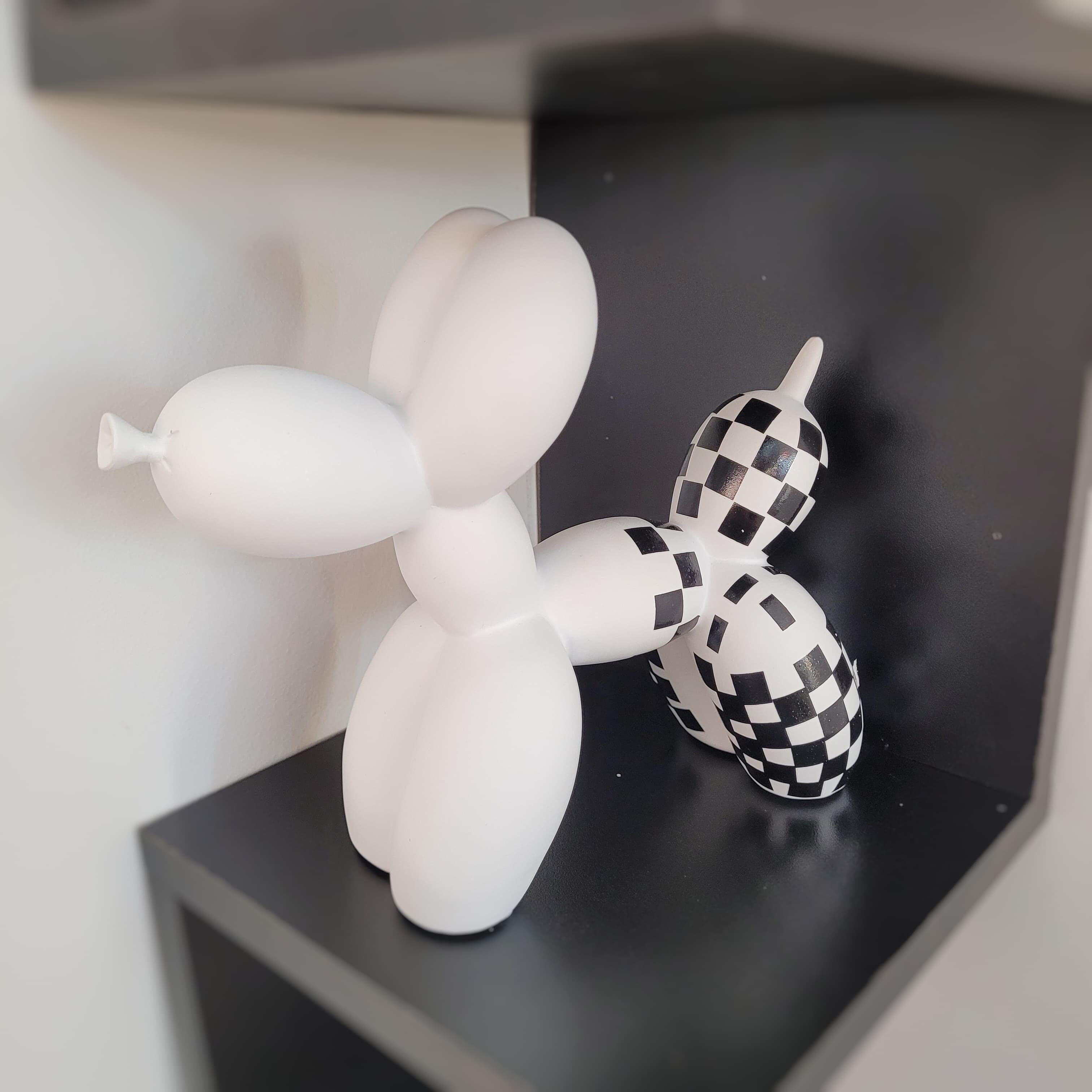 Escultura Doggy Balloon Xadrez - Decors