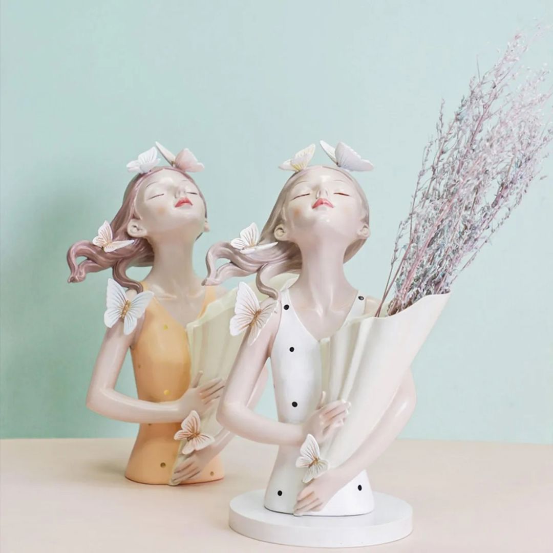 Escultura e Aparador de Flores Bella Butterfly em Poás (Edição Limitada) - Decors