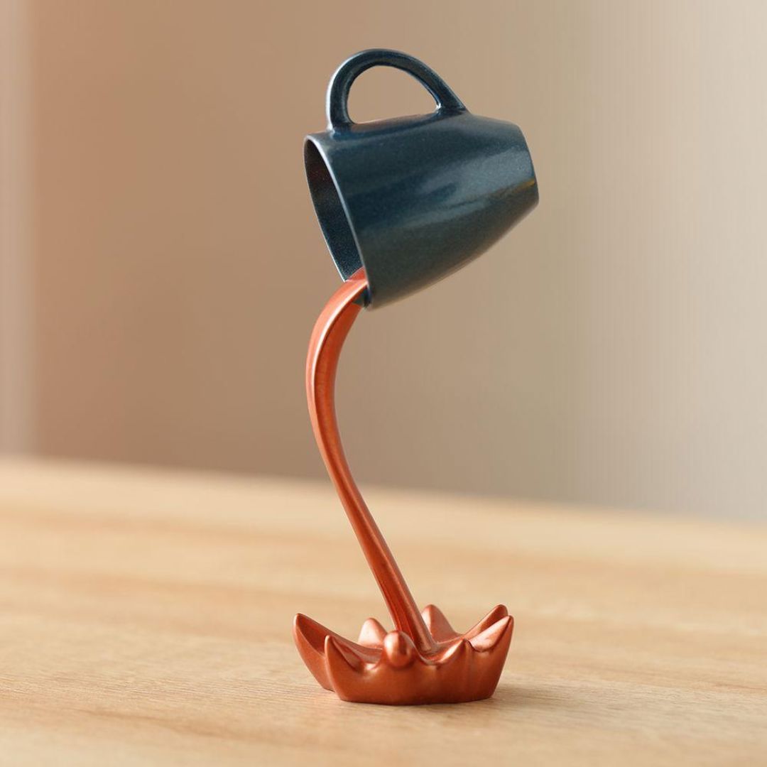 Escultura Spilled Coffee 3D