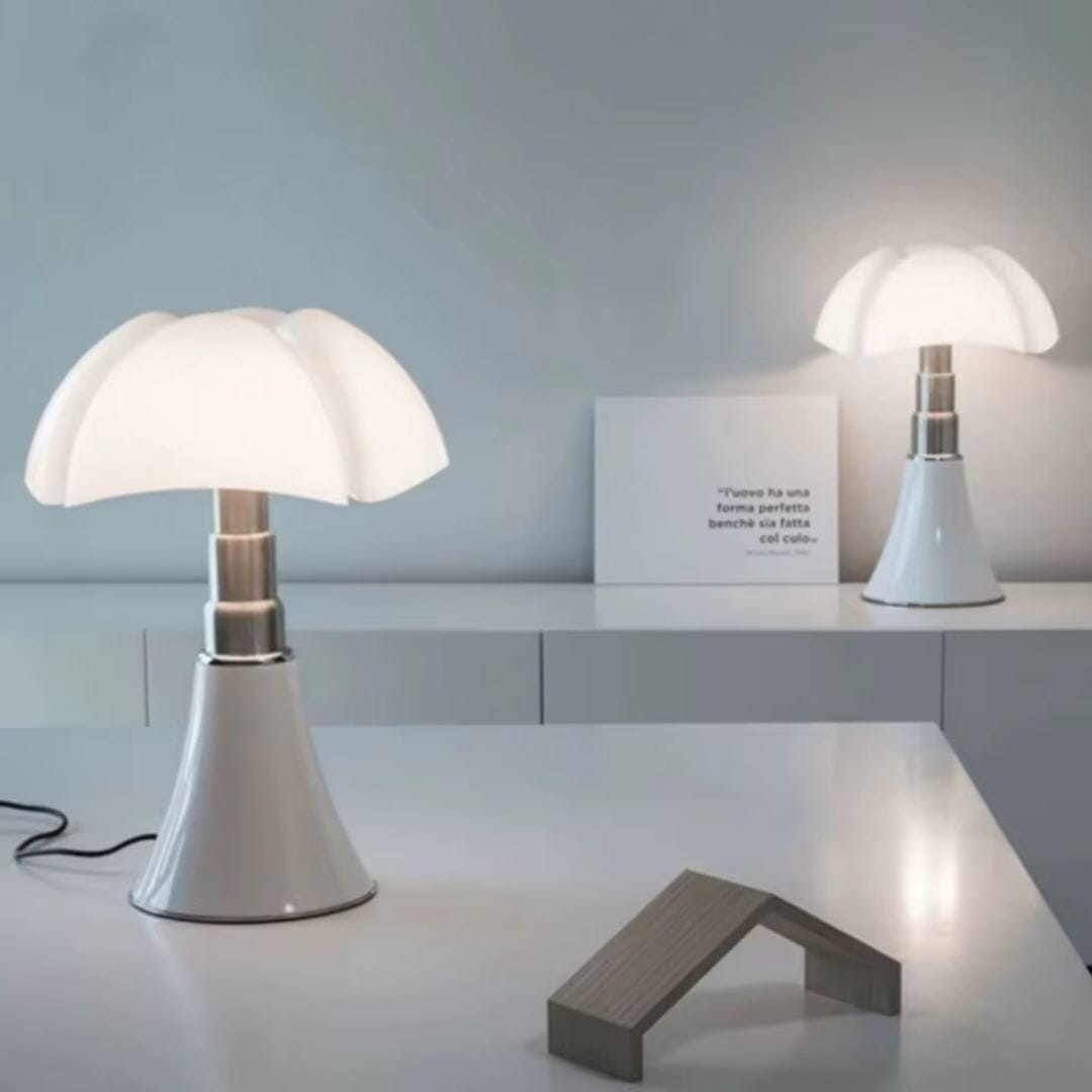 Luminária Abajur de Mesa Cúpula em Pétalas