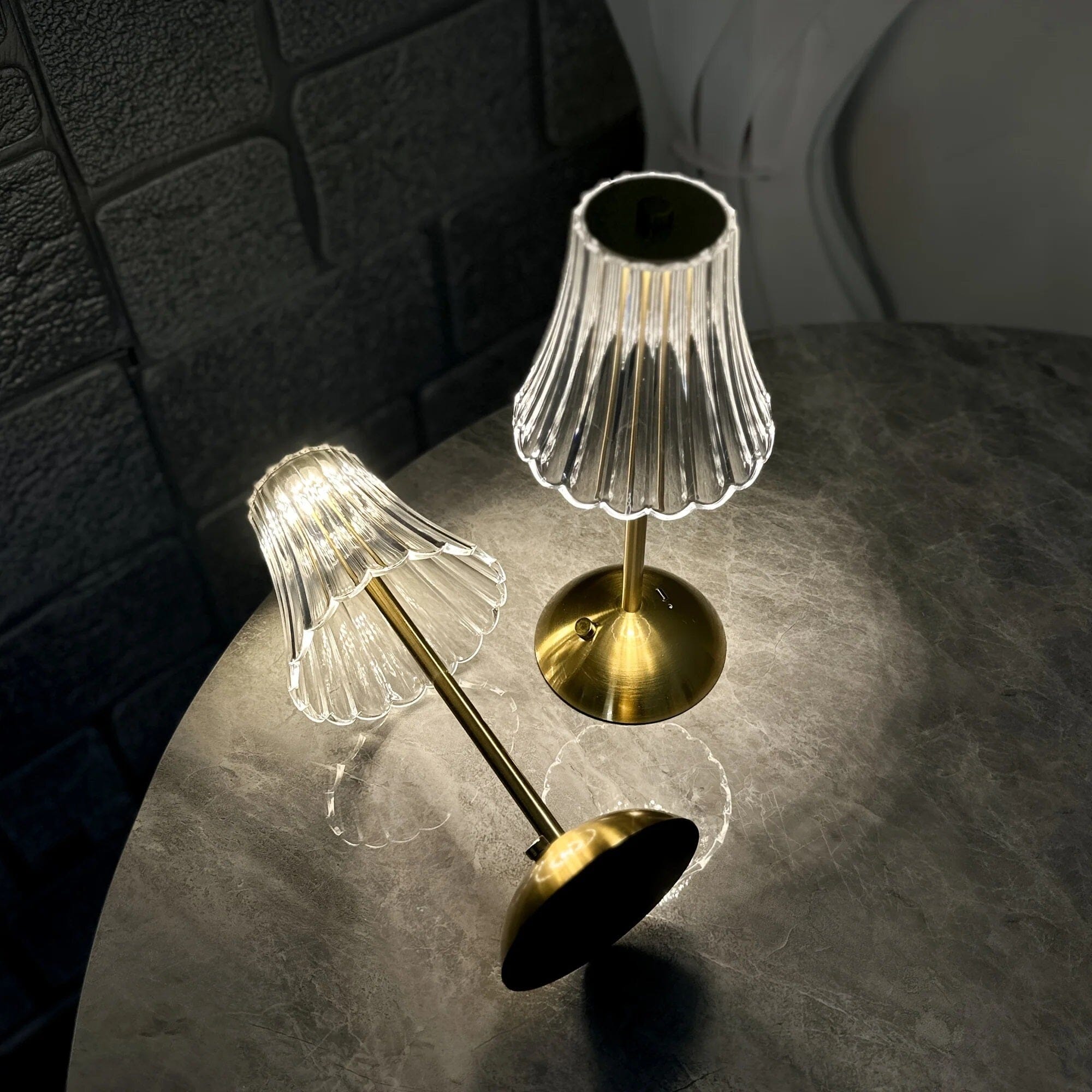 Luminária Abajur de Mesa Light Room Recarregável e Sem Fio - Decors