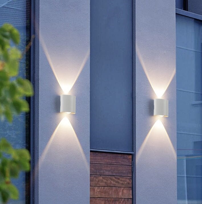 Luminária Arandela de Parede 4 Feixes de Luz Impermeável para Jardim Escada
