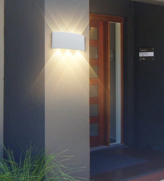 Luminária Arandela de Parede 4 Feixes de Luz Impermeável para Jardim Escada
