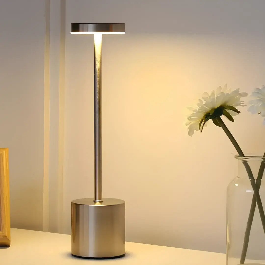 Luminária Móvel Touch de Mesa - Candeeiro e Abajur Earth - Decors