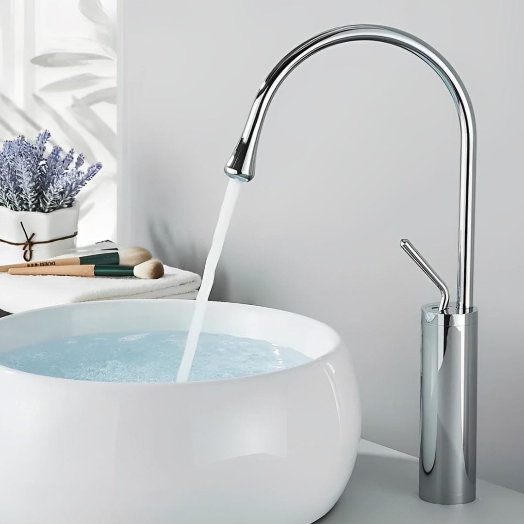 Torneira Luxuosa Slim Soft Room para Lavabo 44cm