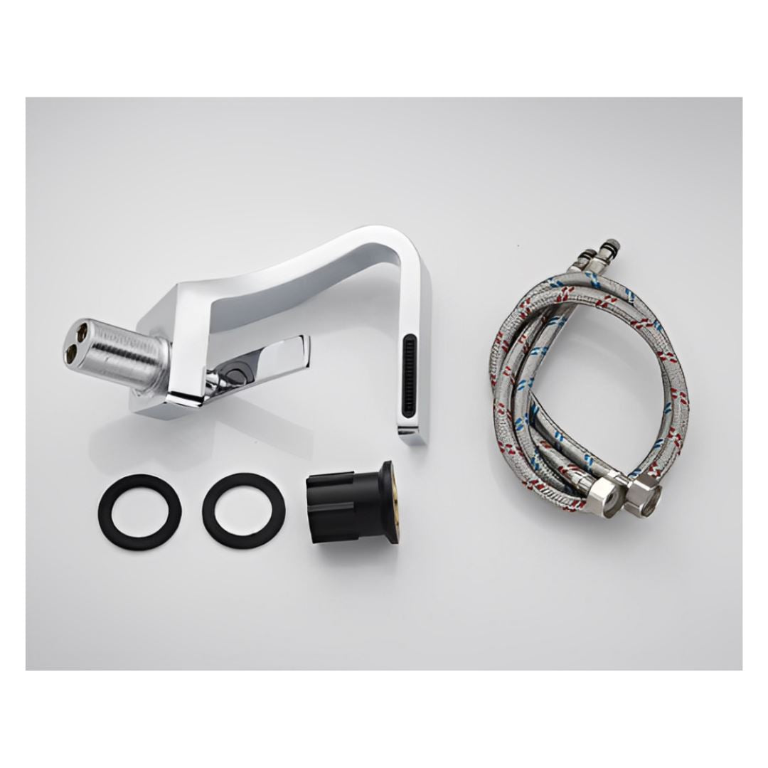 Torneira Moderna Aura Grace Monocomando para Lavabo 16cm