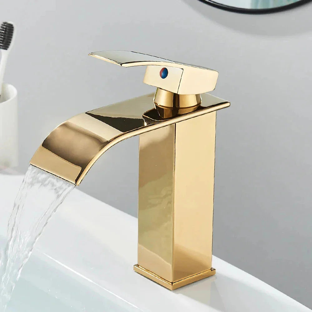 Torneira Monocomando Cascata Slim 19cm - Aço inoxidável e Água Quente e Fria