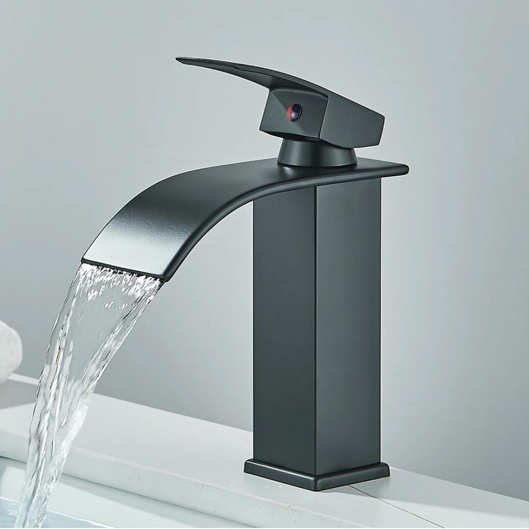 Torneira Monocomando Cascata Slim 19cm - Aço inoxidável e Água Quente e Fria