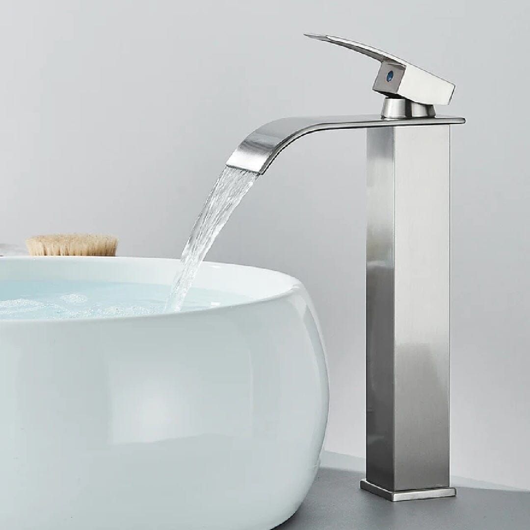 Torneira Monocomando Cascata Slim 27cm - Aço inoxidável e Água Quente e Fria - Decors